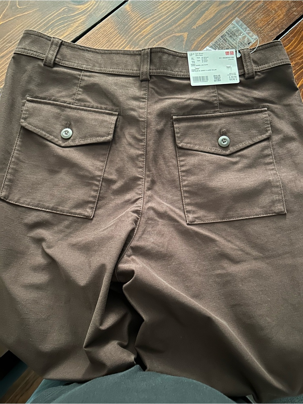 Uniqlo Wide Leg Women's Pants in Dark Brown and Black $40 each. NWT
